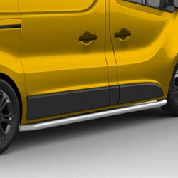Sidebars Nissan PrimaStar gepolijst