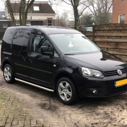 Volkswagen Caddy 2021+ Matte Sidebars op zwarte Caddy